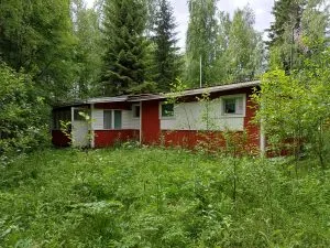 Ulosmitattu kiinteistö rakennuksineen Kinnasniemi, Tuupovaara (Joensuu)