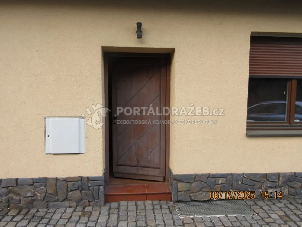 Dražba pozemku p.č. 212/3 včetně rodinného domu č.p. 7 a pozemku p.č. 212/7, k.ú. Vítkov u Sokolova