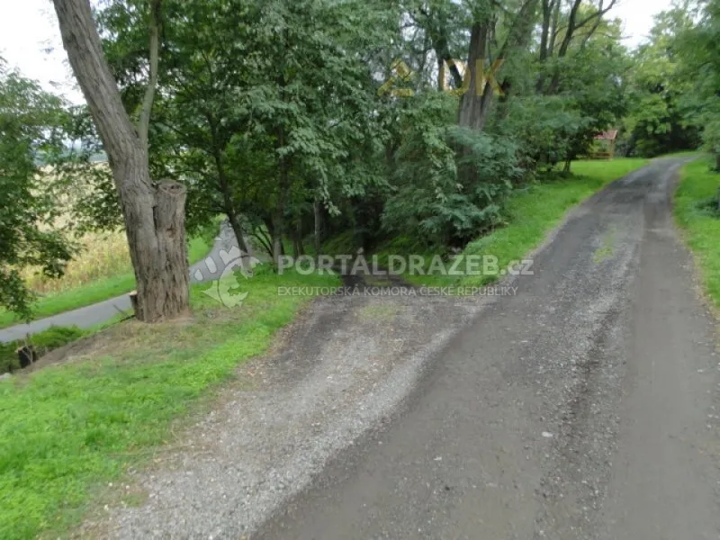 OPAKOVANÁ DRAŽBA pozemky v obci Dyjákovičky, okres Znojmo