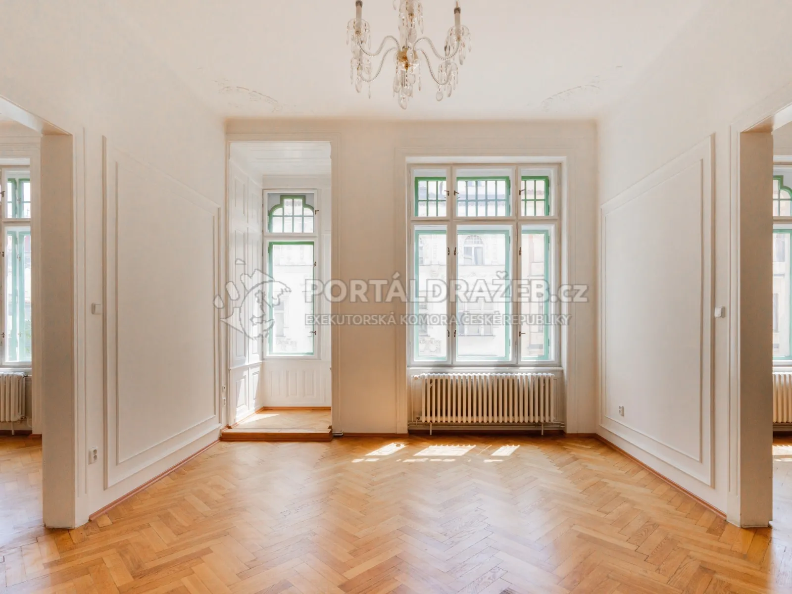 Bytový dům Pařížská 15, Praha