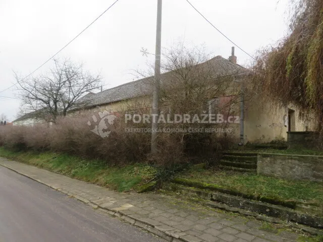 Dražba RD Bezkov, okr. Znojmo