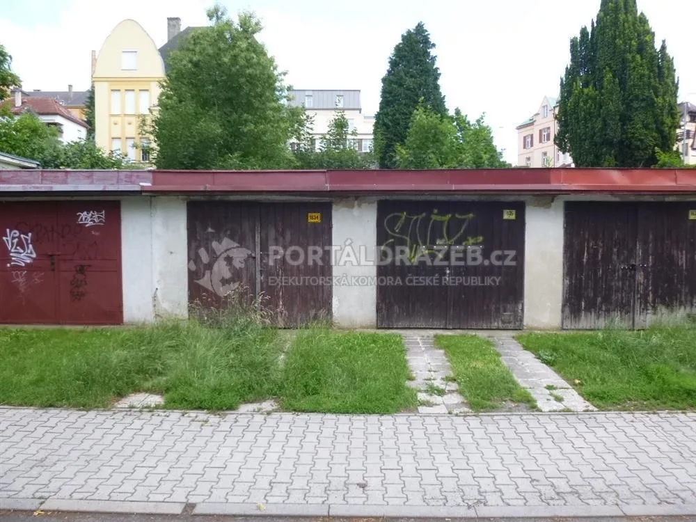 Dražba pozemků v Děčíně