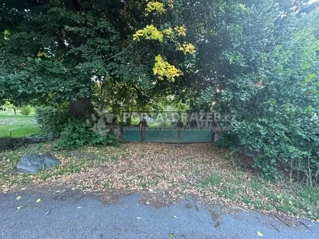 Rodinný dům o velikosti 2203m2, Písek, podíl 1/2