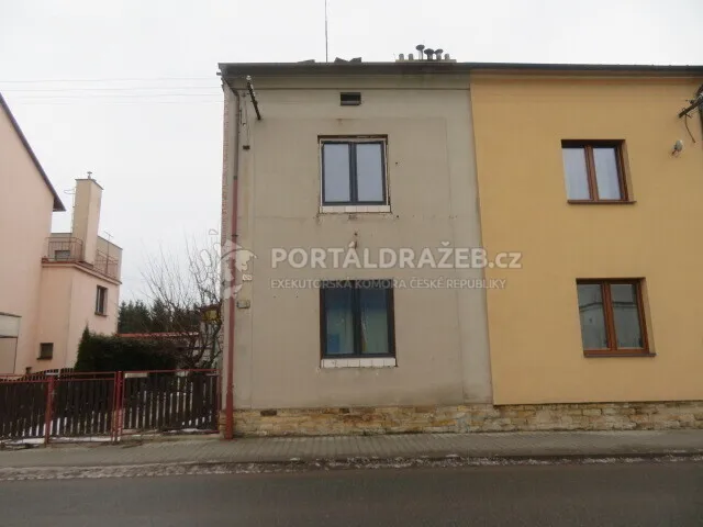 Rod. dům a pozemek, k.ú. Červený Kostelec, okr.: Náchod