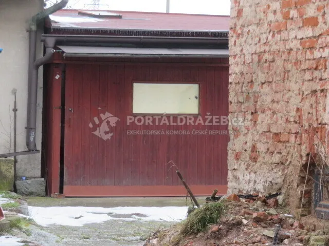 Rod. dům a pozemek, k.ú. Červený Kostelec, okr.: Náchod