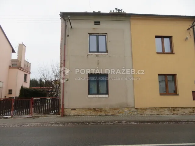 Rod. dům a pozemek, k.ú. Červený Kostelec, okr.: Náchod